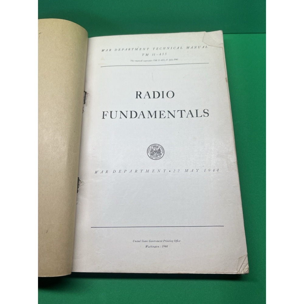 VTG US Army training:‎ Radio Fundamentals (TM 11-455, May 1944) - Picture 3 of 5
